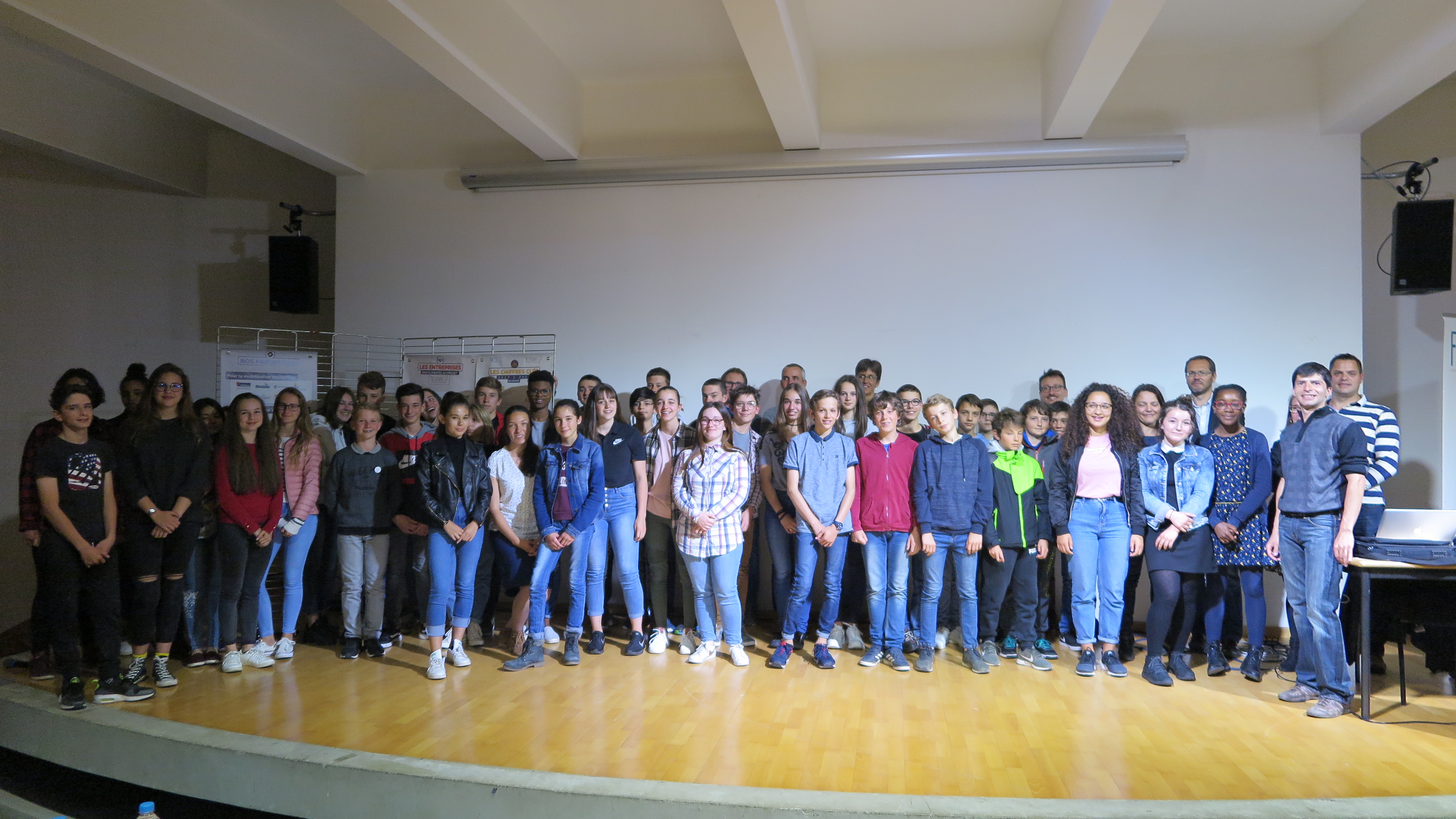 tous les jeunes participants
